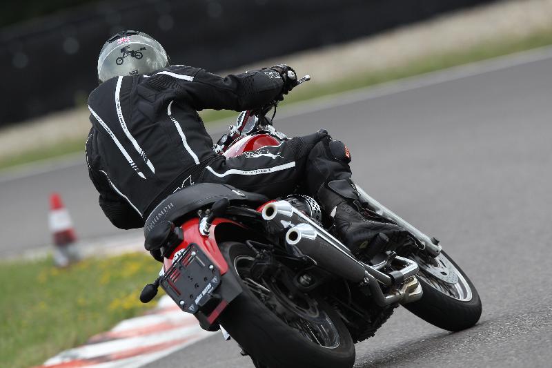 /Archiv-2020/36 31.08.2020 Plüss Moto Sport ADR/Einsteiger/backside